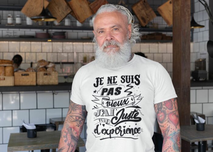 t-shirt avec texte Je ne suis pas vieux j'ai juste plus d'expérience